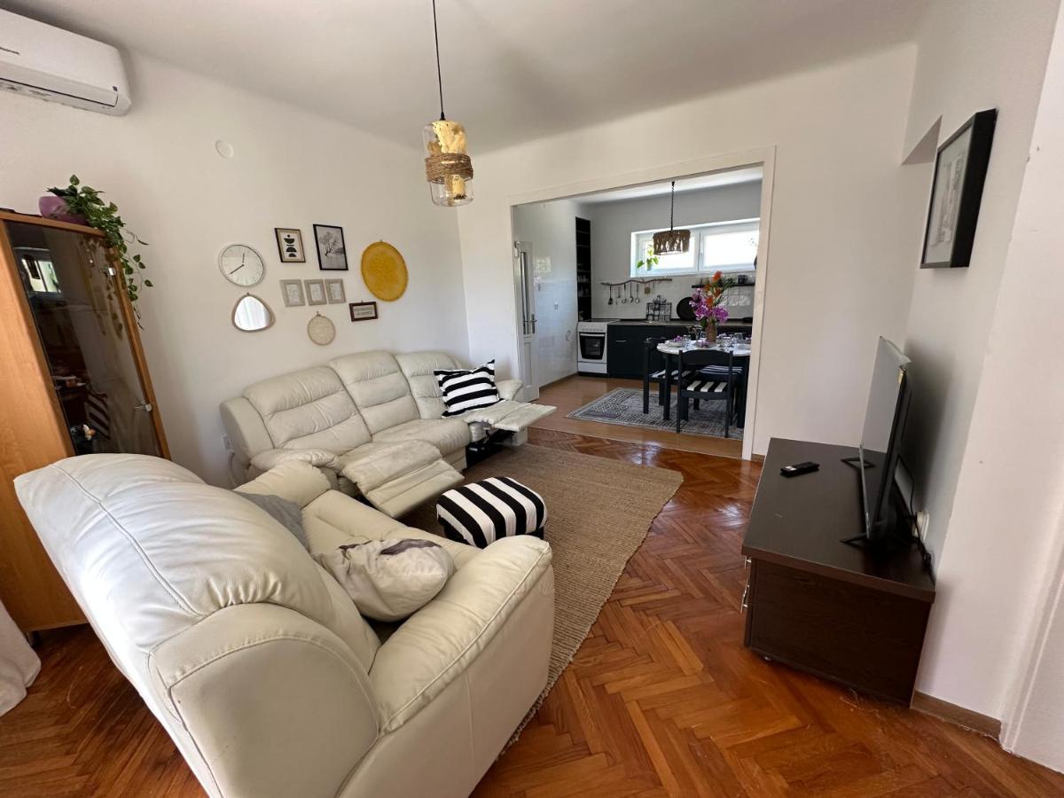 Cosy Family Apartment Marina Kastela Near Airport 외부 사진