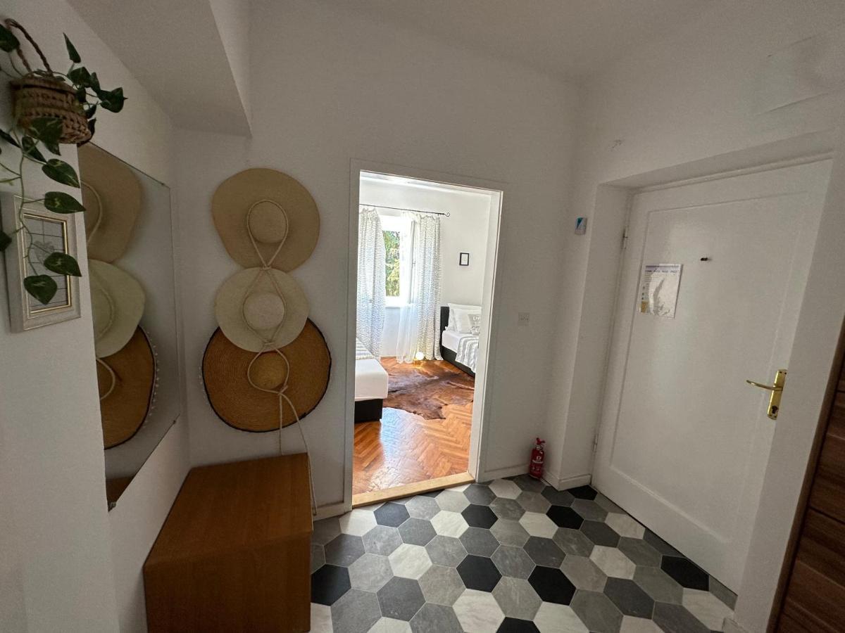 Cosy Family Apartment Marina Kastela Near Airport 외부 사진