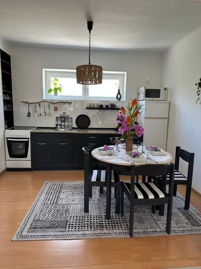 Cosy Family Apartment Marina Kastela Near Airport 외부 사진